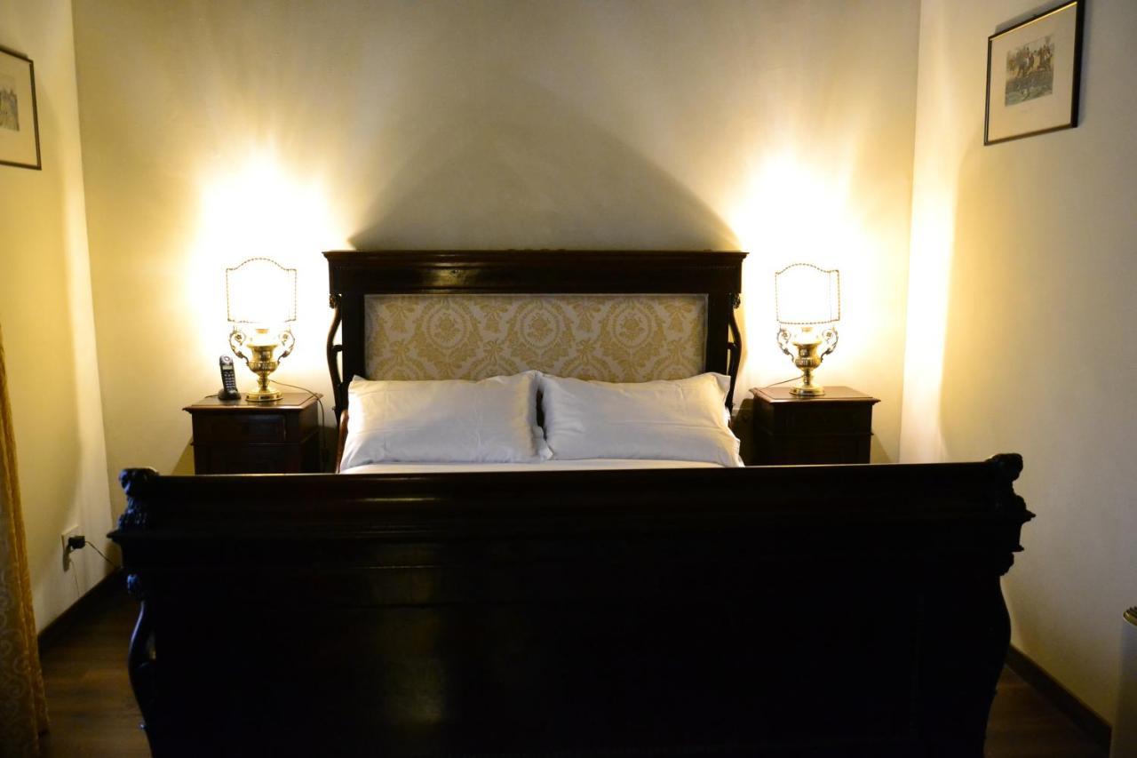 Castello Di Compiano Hotel Relais Museum Extérieur photo