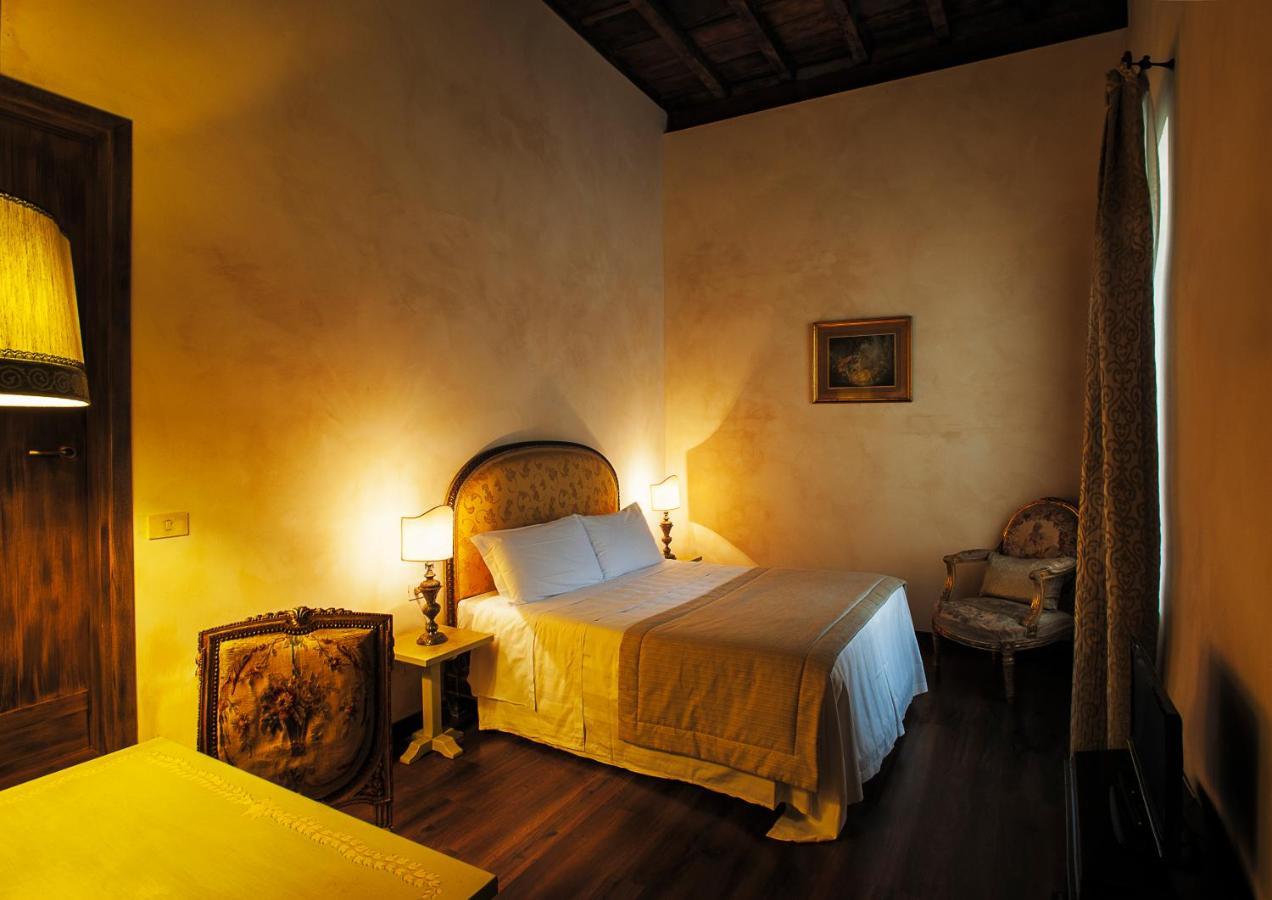 Castello Di Compiano Hotel Relais Museum Extérieur photo